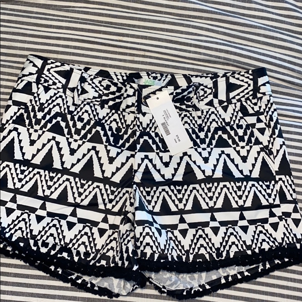 Jade shorts NWT size 6